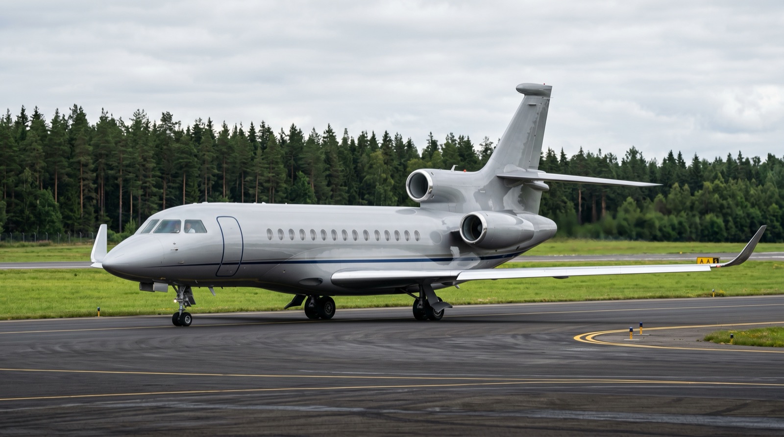 Dassault Falcon 8X