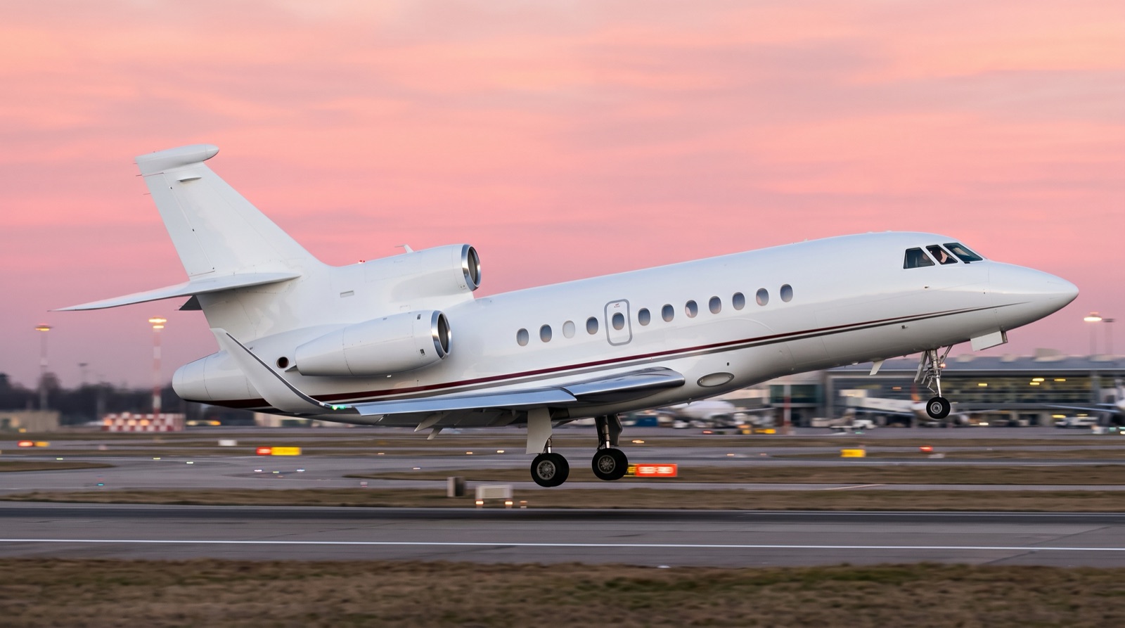 Dassault Falcon 900