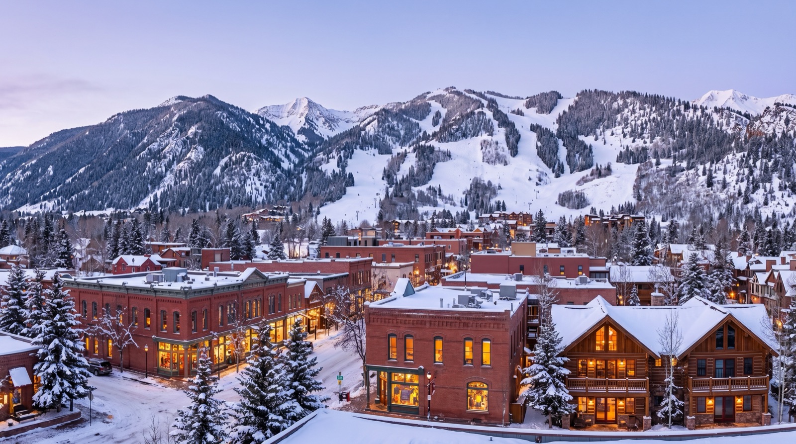 Private jet charter Chicago to Aspen